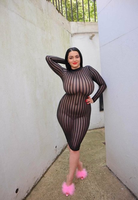 arab onlyfans adult photo