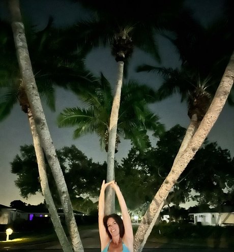 OnlyJans2023 nude star archive