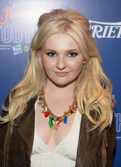 Abigail Breslin pornstar free pics
