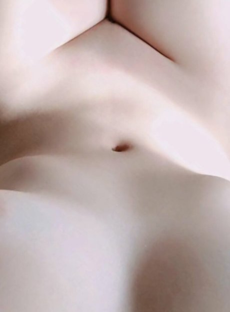 Pinya a_ pornstar pretty picture