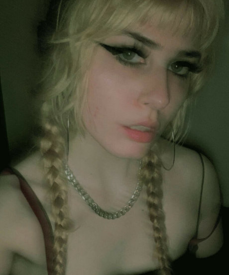 skinny asian teen onlyfans adult pic