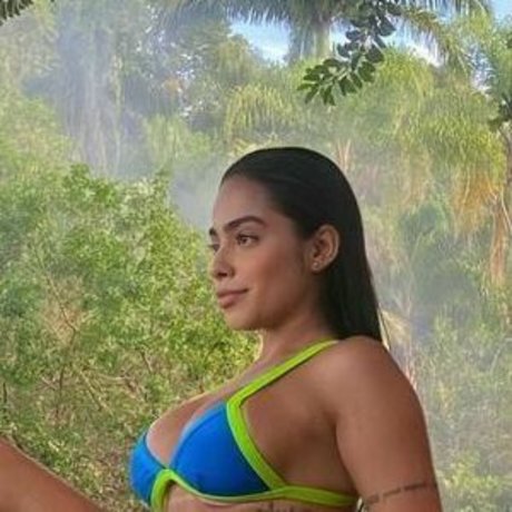 giroquue nude star pic