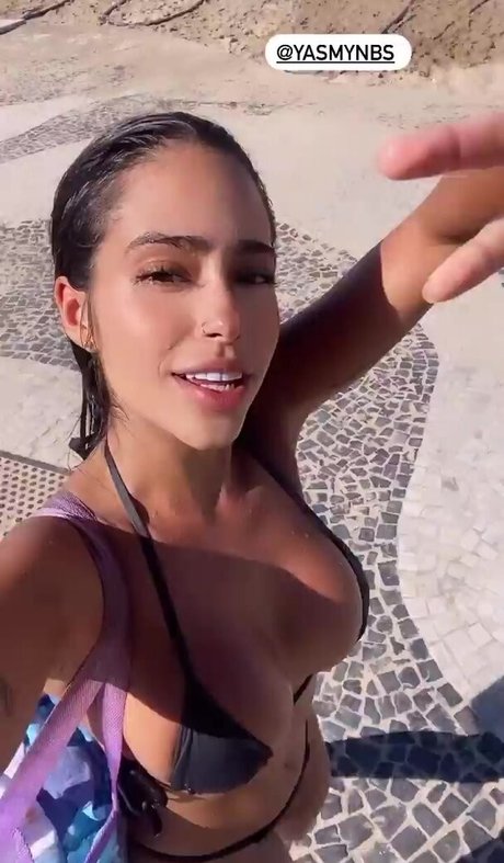 giroquue nude actress image