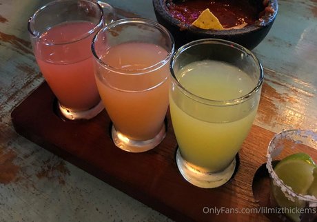 lilmizthickems nice pornstar pic