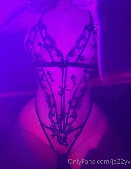 jazzyvvv nudes star pictures