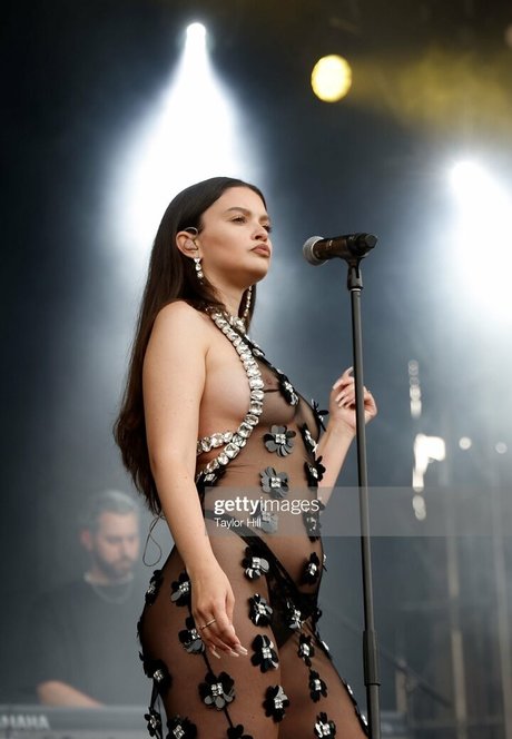 Sabrina Claudio top actress archive