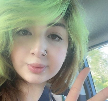 18 year old onlyfans free pictures