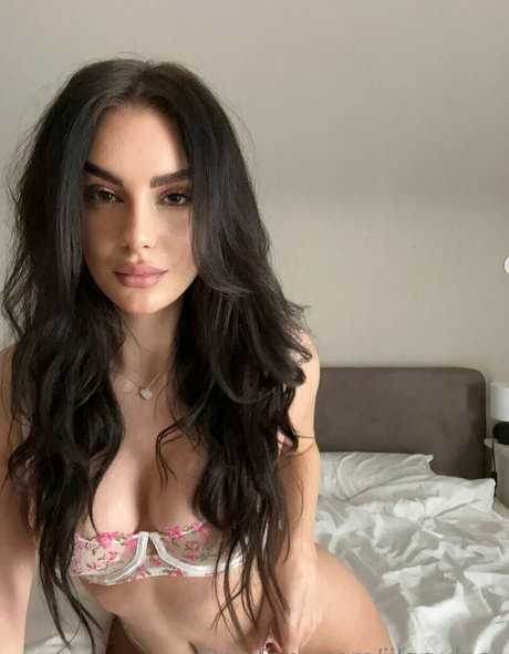 Jil Grudner pornstar adult gallery