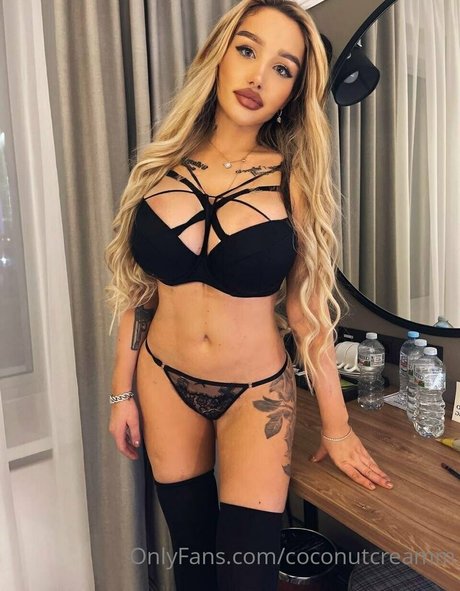 coconutcreamm nice actress galleries