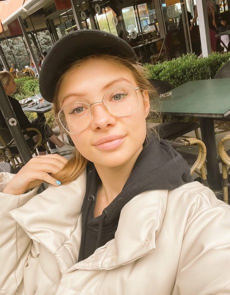 Esvittie pornstar top pics