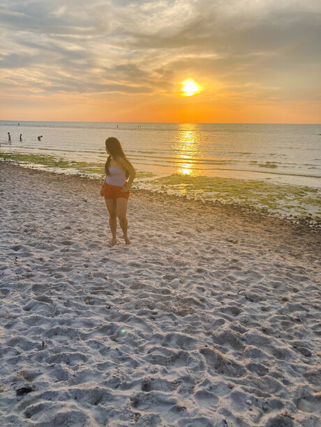 _Karla Cece_ perfect star images