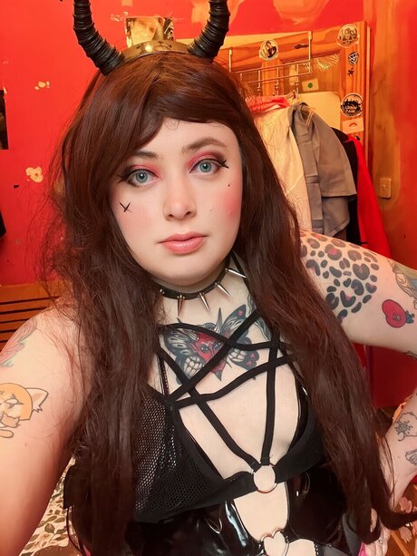 MidoriMansonOnline_ beautiful actress images