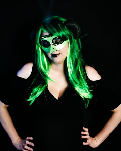 Miss Kitty and her Fox exclusive model image