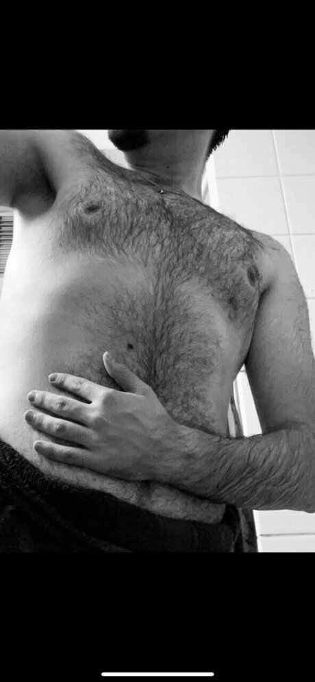 Jackson Cervalli model top picture