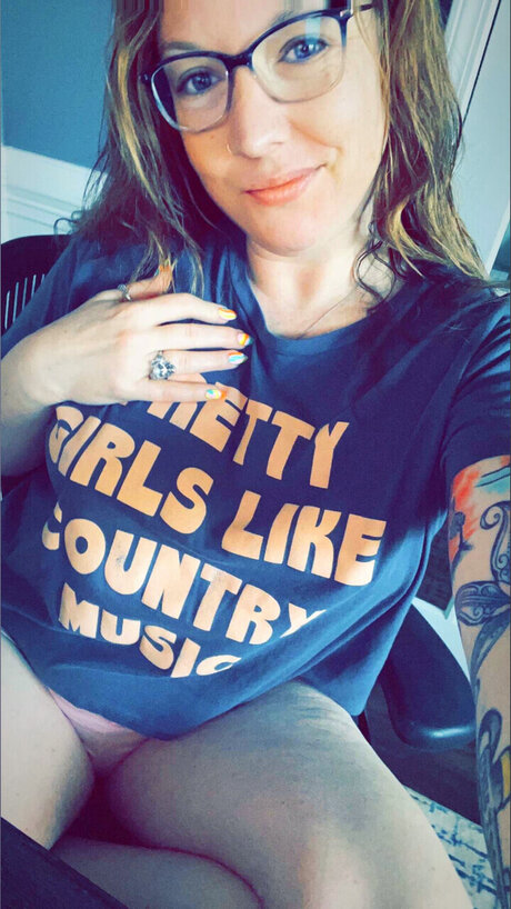 MrsBeachBum star hot pictures