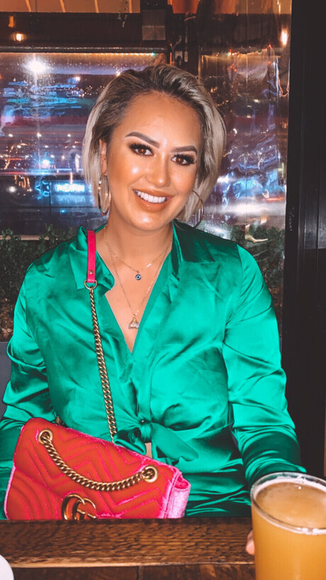 Chaka nude model gallery