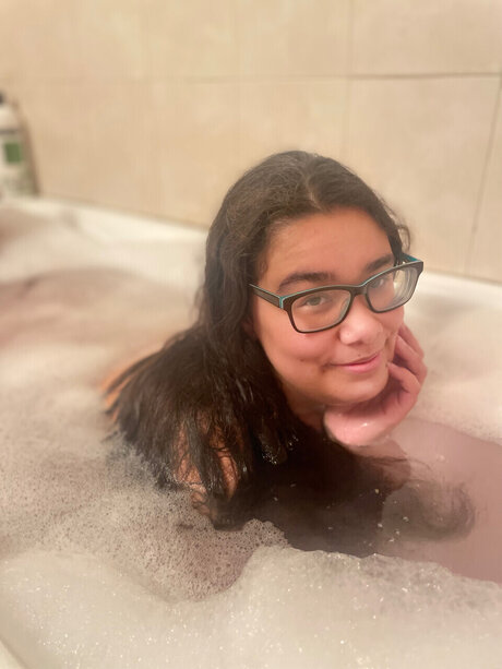 Lia Leblanc nudes actress photos