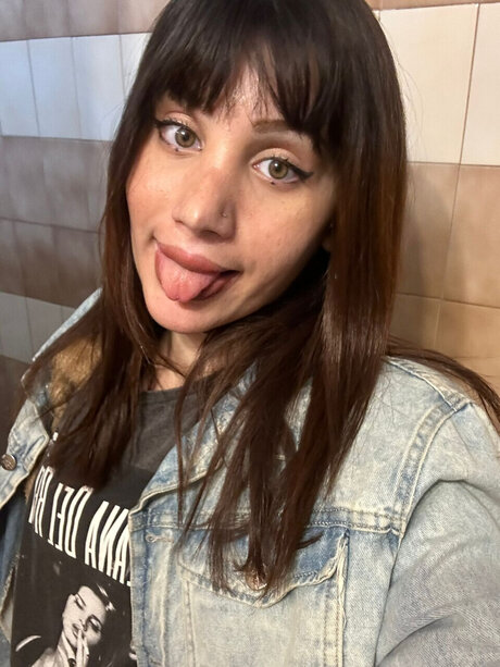 Romiinita Doll sexy model photo