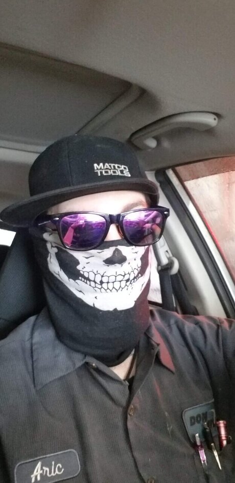 _OnlyRebs star free image