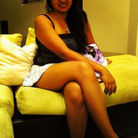 brownish skin model hot photo