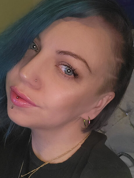 NifftyAngel naked actress picture