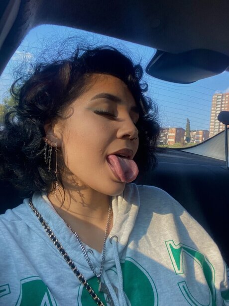 brown onlyfans free pic