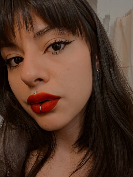 model onlyfans top image