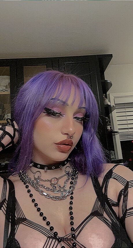 Goth Thot pornstar nude photos