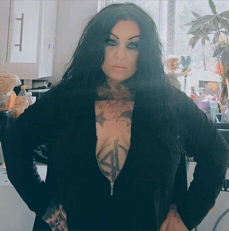 Geniesimone model pretty pics