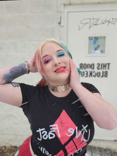 _VickiDoll_ model xxx galleries