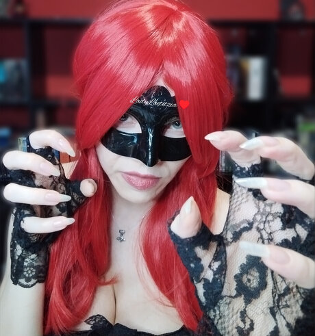 Lady Laetitzia Claws hd pornstar galleries