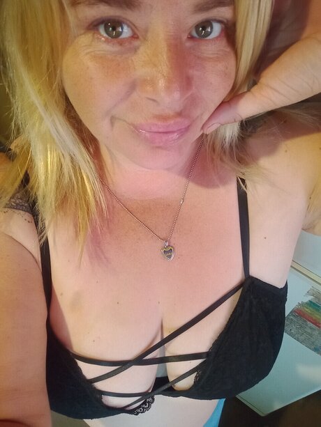 Yesi curvy xxl mucha carne Argentina_ nude actress archive