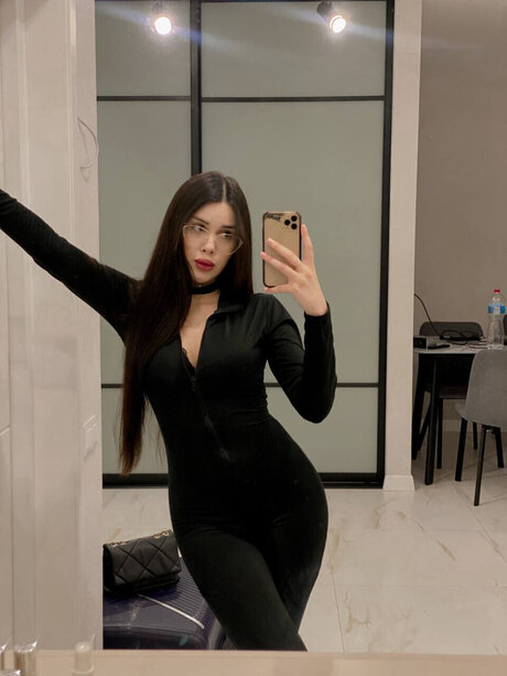 Elmira model adult galleries