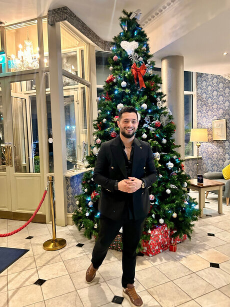 Gold perfect star picture