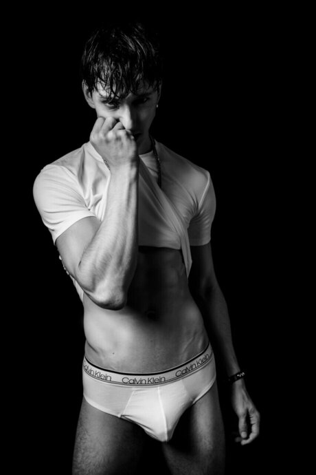 Beau perfect actress img