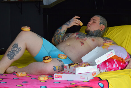 Artofjondump model nude picture