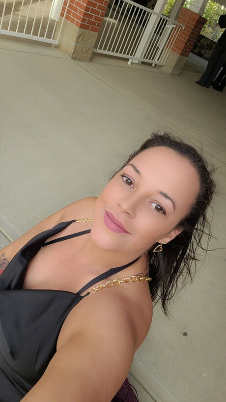 Silky nice model img