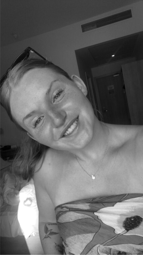 Laura amp lt3 pornographic star archive