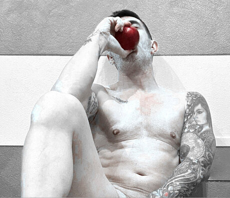 Pinco only_ model nudes pic