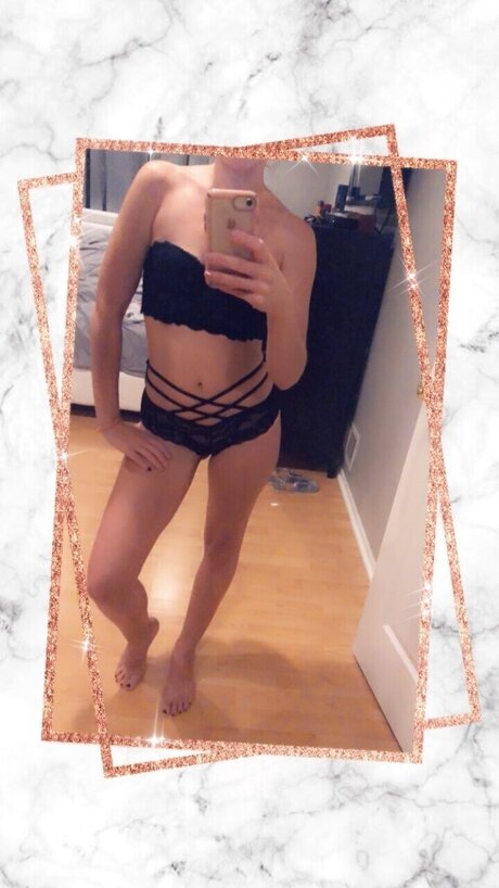 TanNjBabe pornstar top galleries