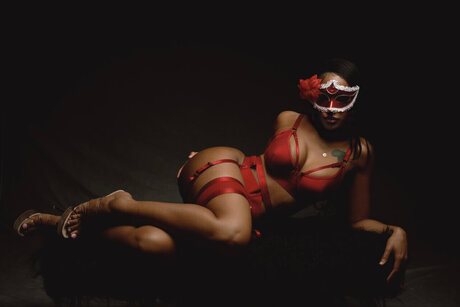 Honey Haze model sex pictures