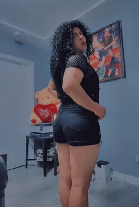 la Bebecita HMU for collabs_ hot star img