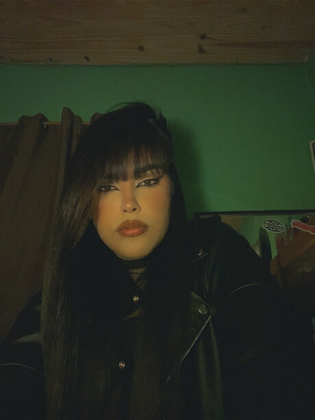 Mavi Gabii star perfect pics