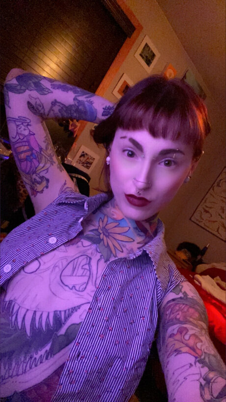 Lauren Granger sexy star img