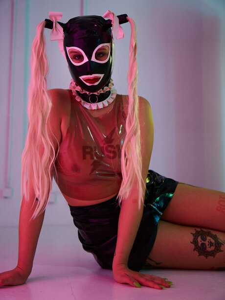 Suzy Kink nice star pics