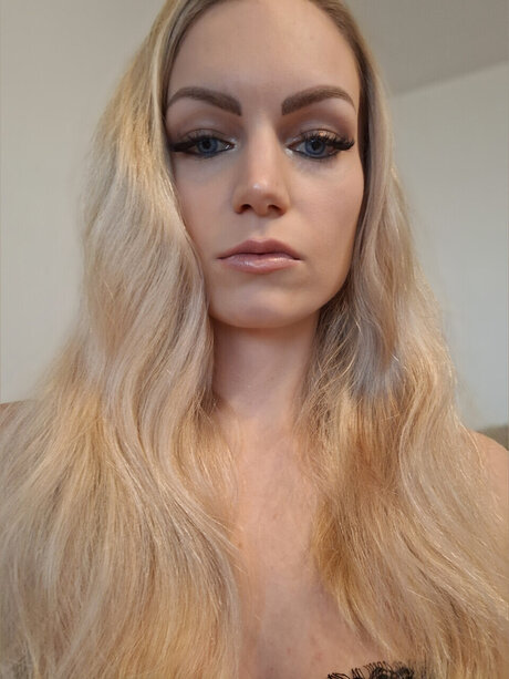 AxelleStar66 hd actress pics