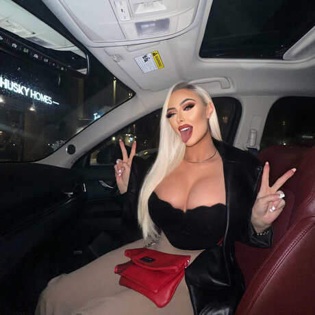 Sasha Carmine porn model picture