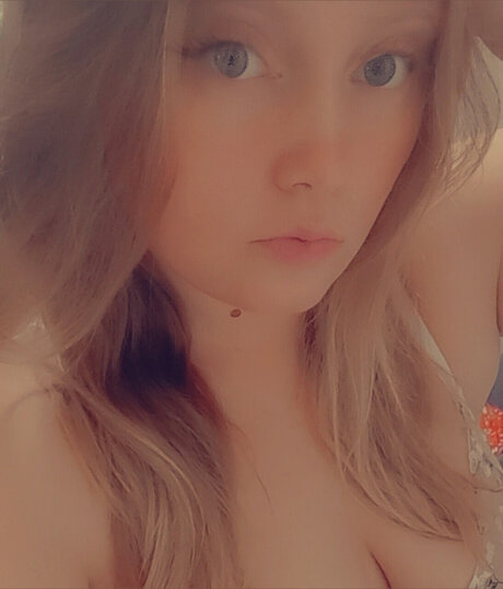 Sammie nic model nude image