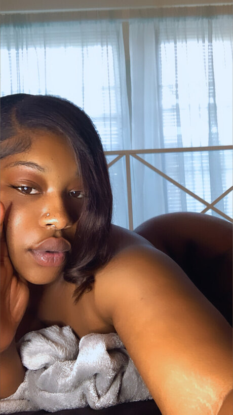 Natural Bae_ xxx actress photos