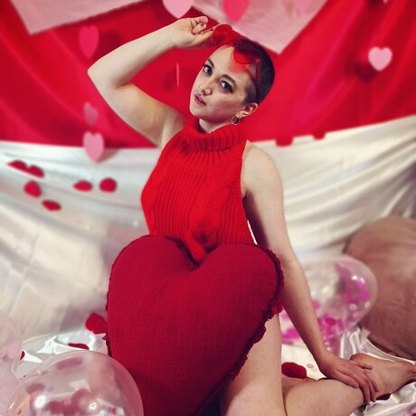 Avi Off pornstar pretty pic